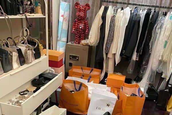 吉林丰满区回收一线品牌衣服